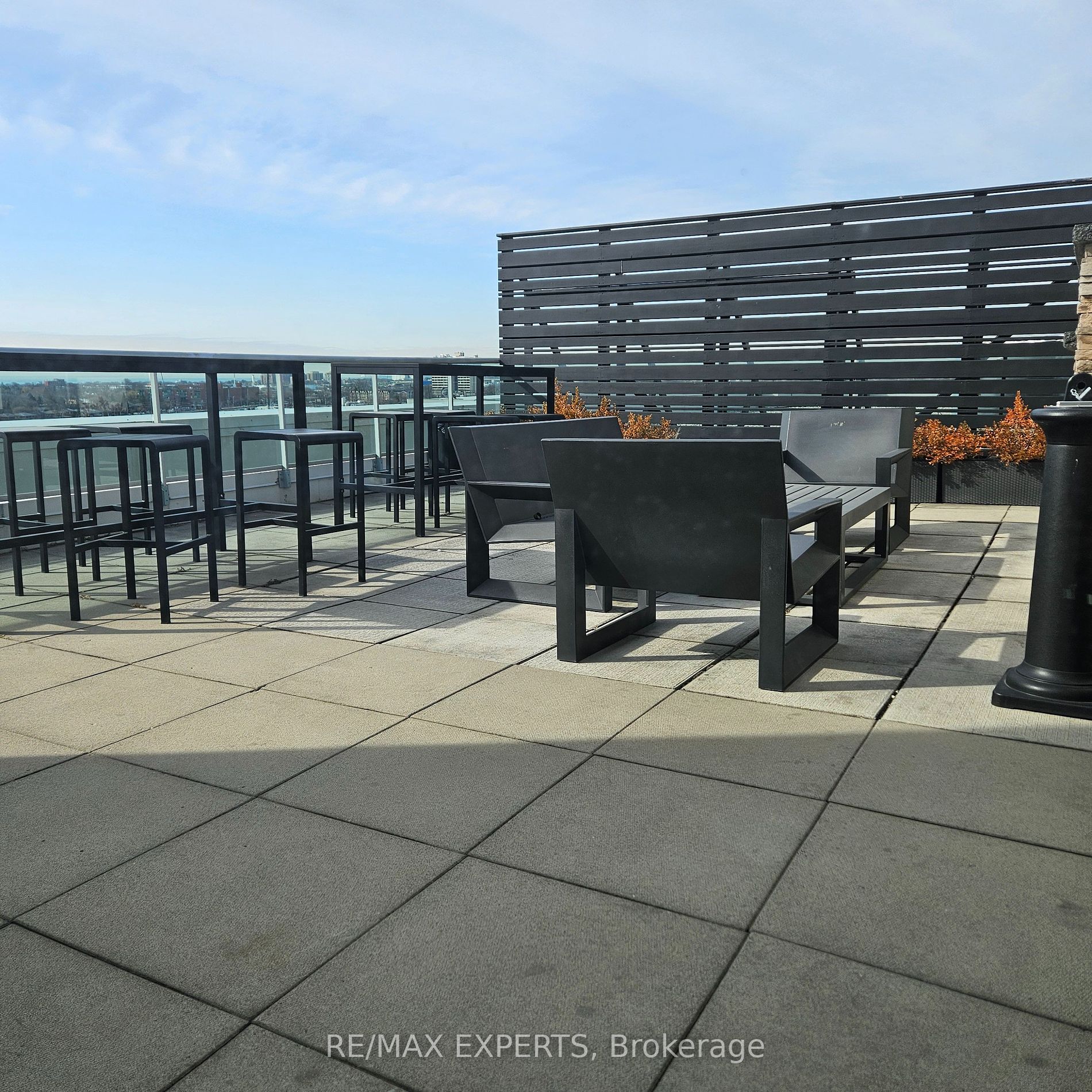 200 Manitoba St 426