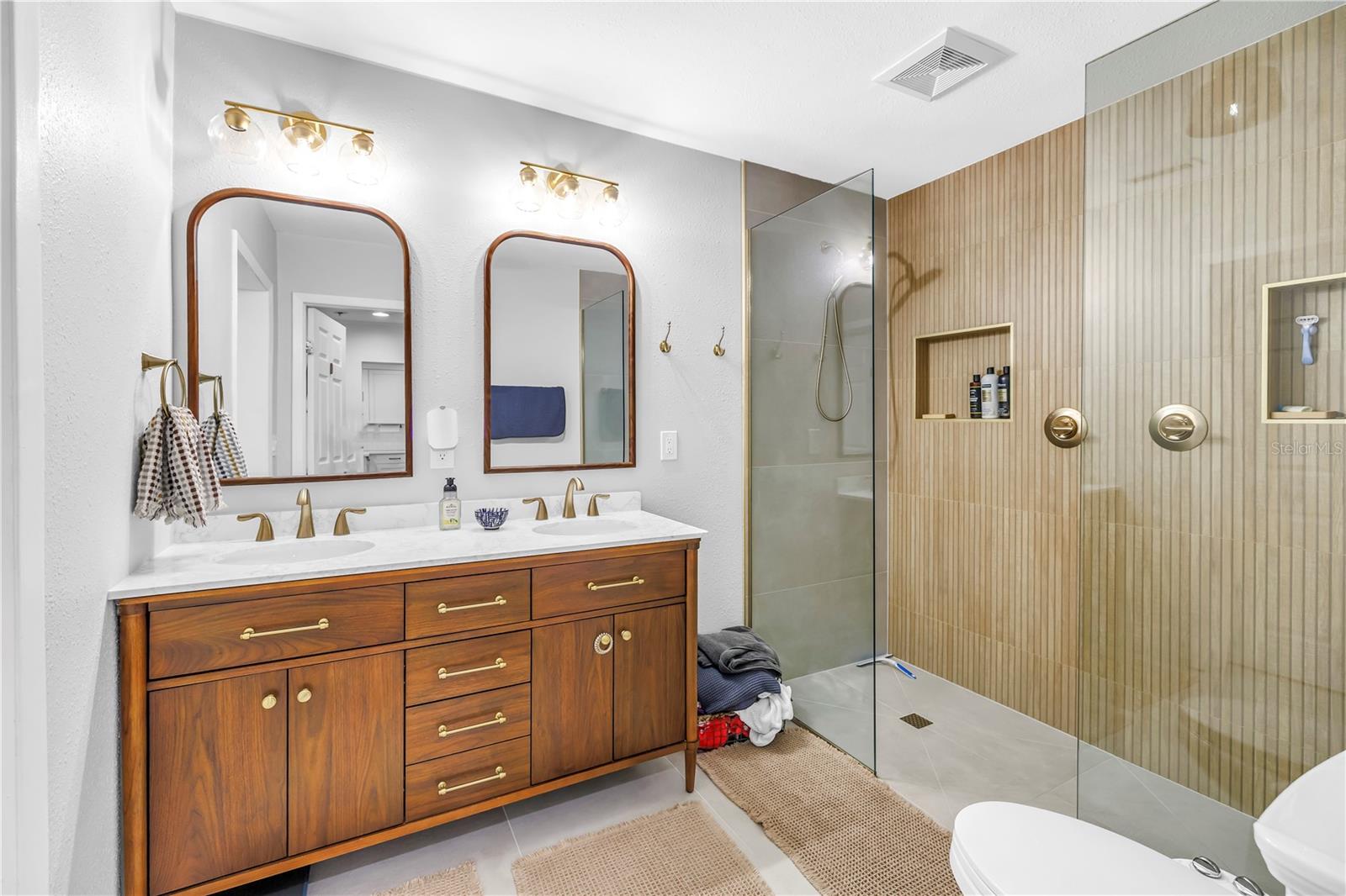 4309 W Obispo Street