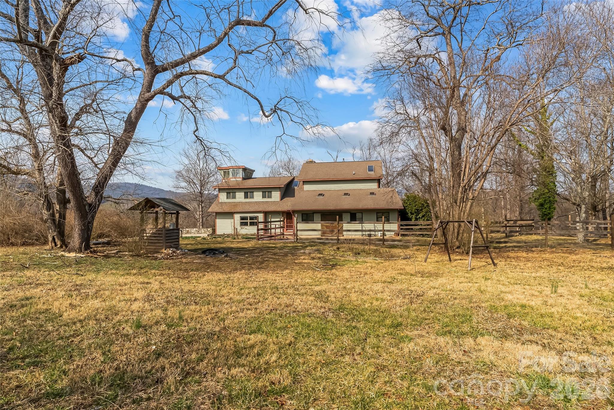 2590 Airport Road