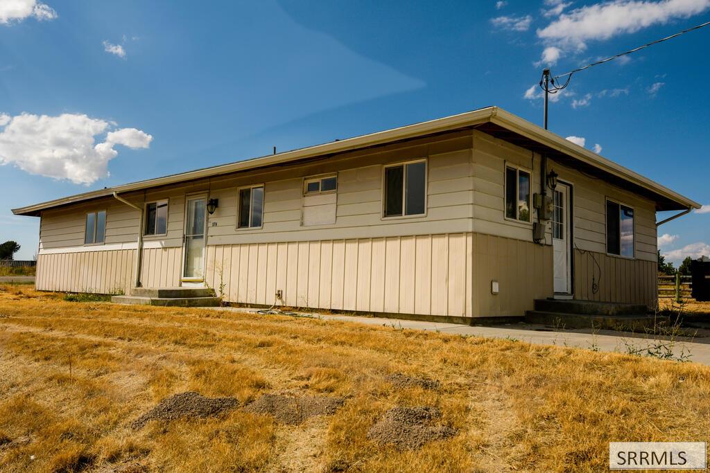 576 W Hwy 39