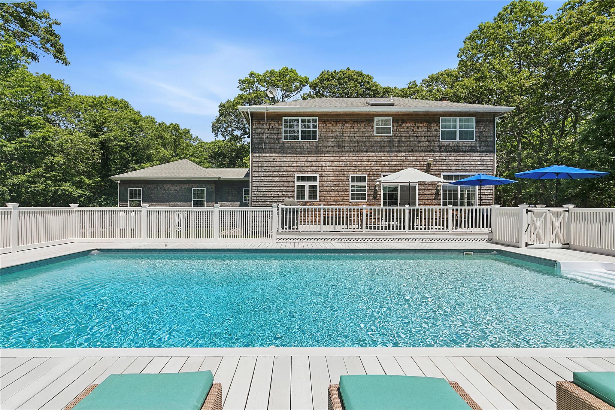 120 Talmage Farm Lane