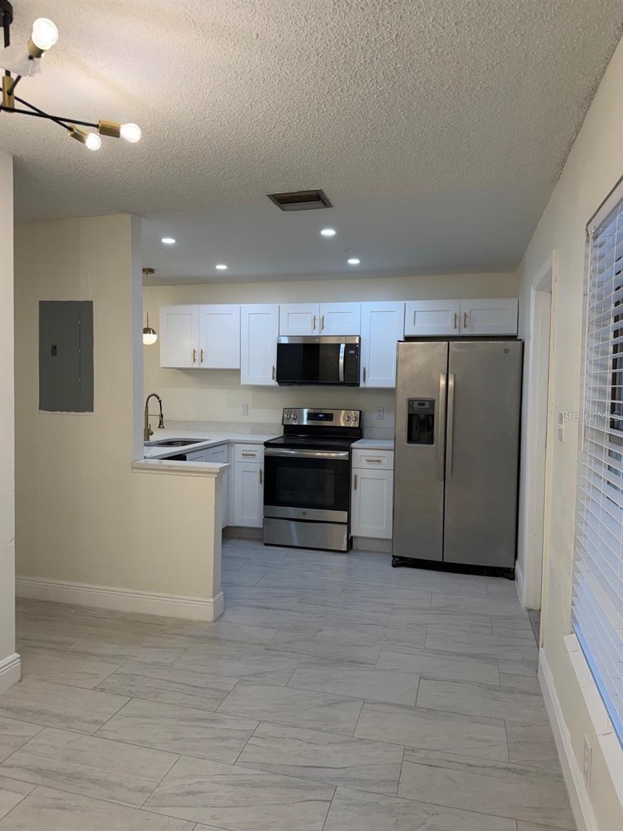 2711 Willow Run