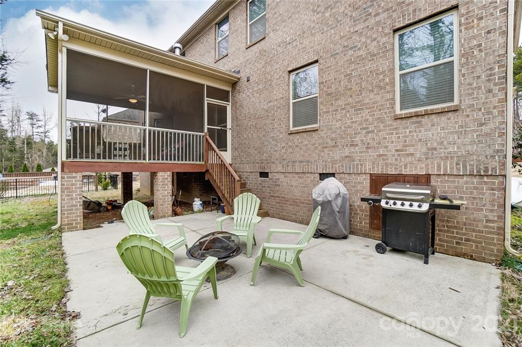 323 Windy Pine Drive