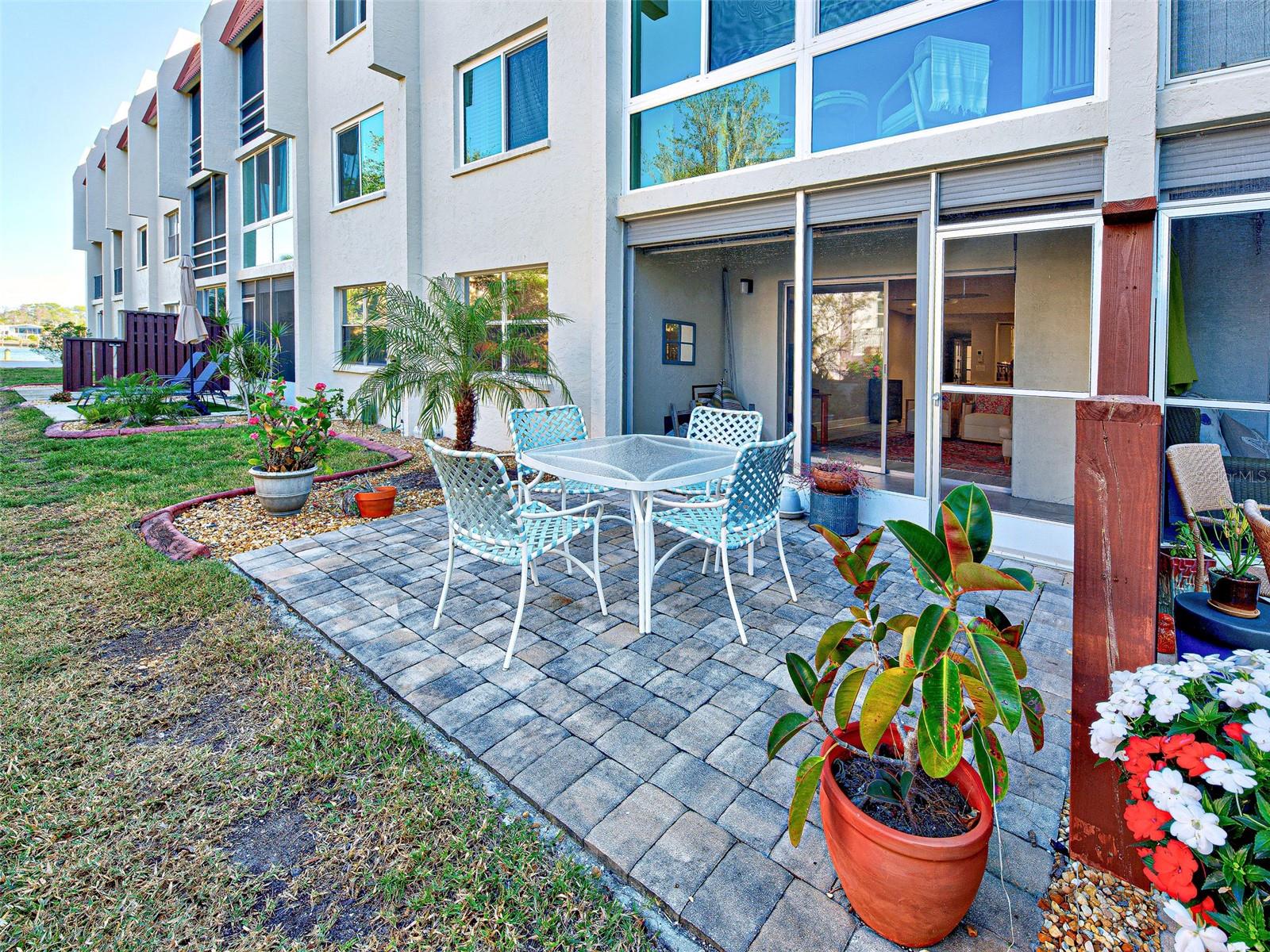 260 Santa Maria Street 109