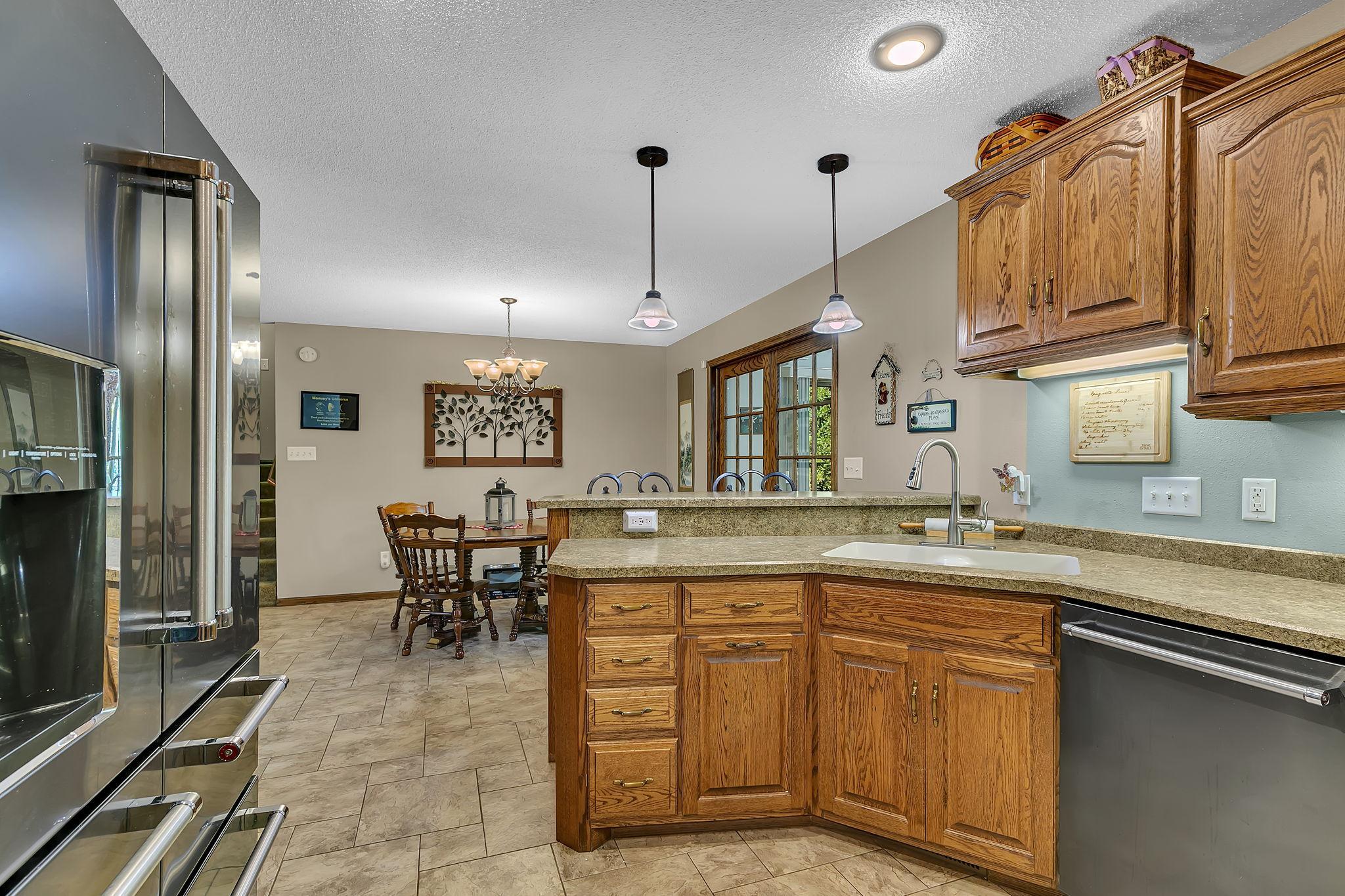 6209 Laurel Road