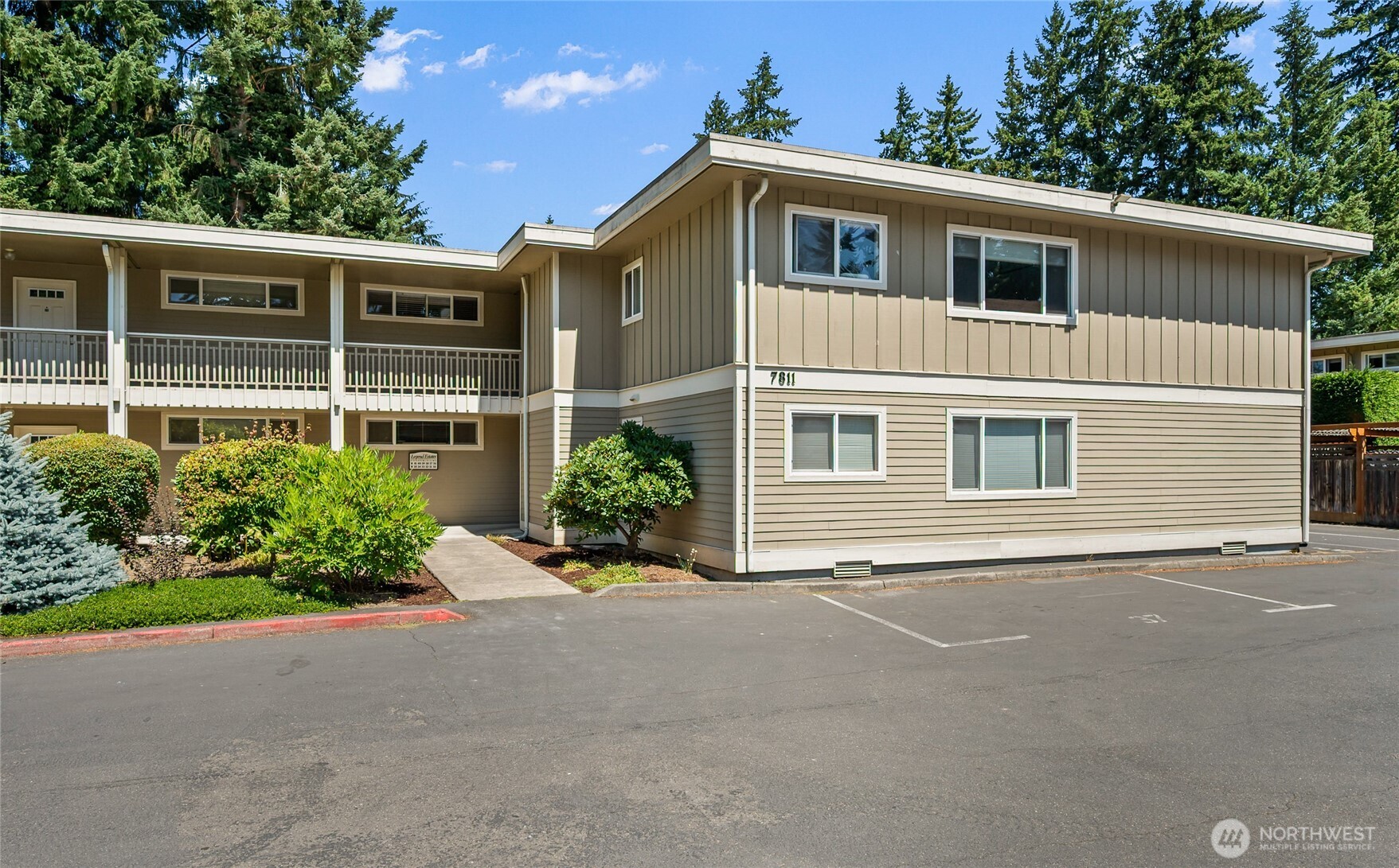 SUPER LOW HOA ($245/mo) and your own PRIVATE DEEDED FENCED BACKYARD are just a few of the fantastic (hard to find) features in this ground floor end unit with no stairs! Updated with new LVP flooring, paint & fixtures you can move right into this 2 bedroom 1 bath home with a spacious kitchen and eating bar - all appliances stay including washer/dryer. Dining area off kitchen flows into the generous sized living room with sliding glass doors leading to backyard and patio with storage. Units don’t become available often in Legend Estates a well-established and maintained complex tucked away in a great neighborhood and location! 2 designated parking spaces are included. Be sure to check out the virtual tour. Don’t miss out on this one!