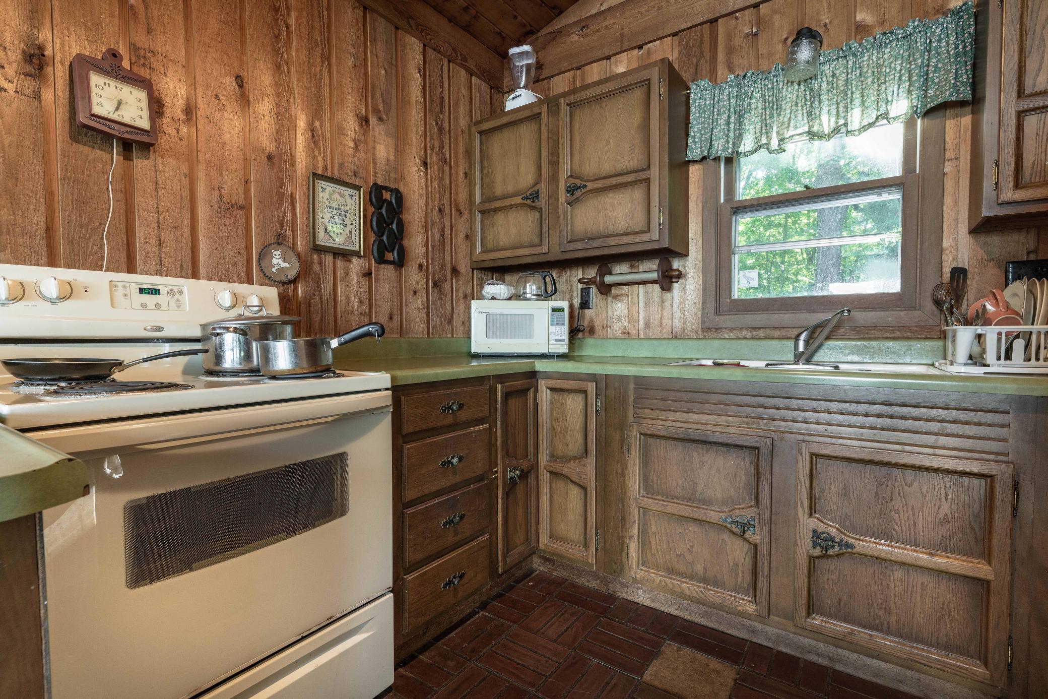 39060 Peninsula Lane