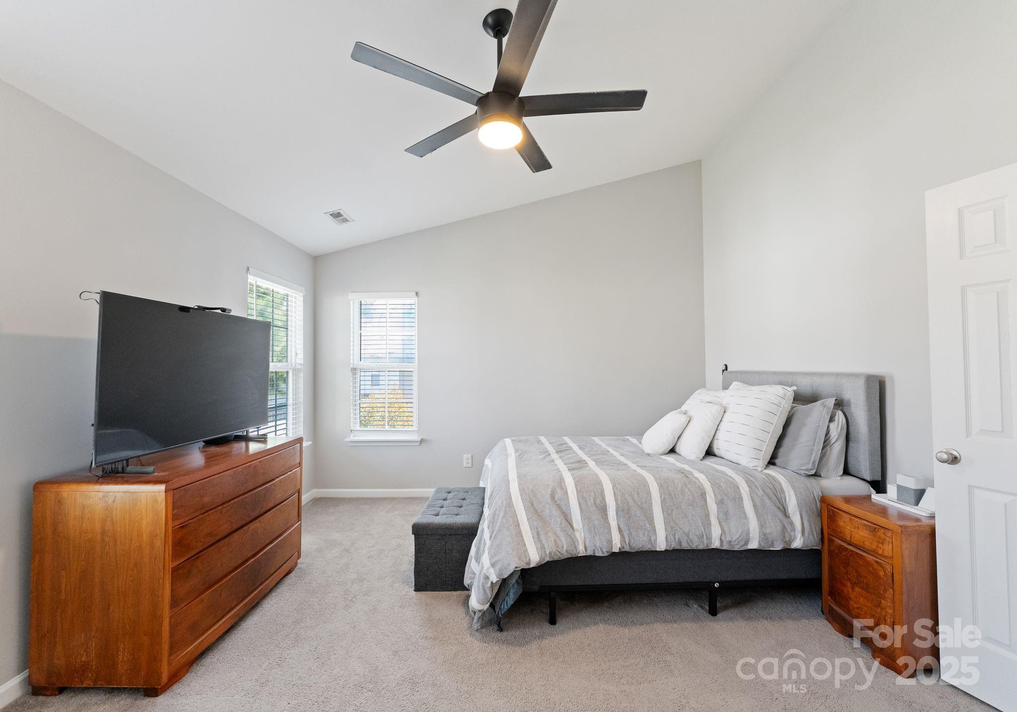 13635 Singleleaf Lane