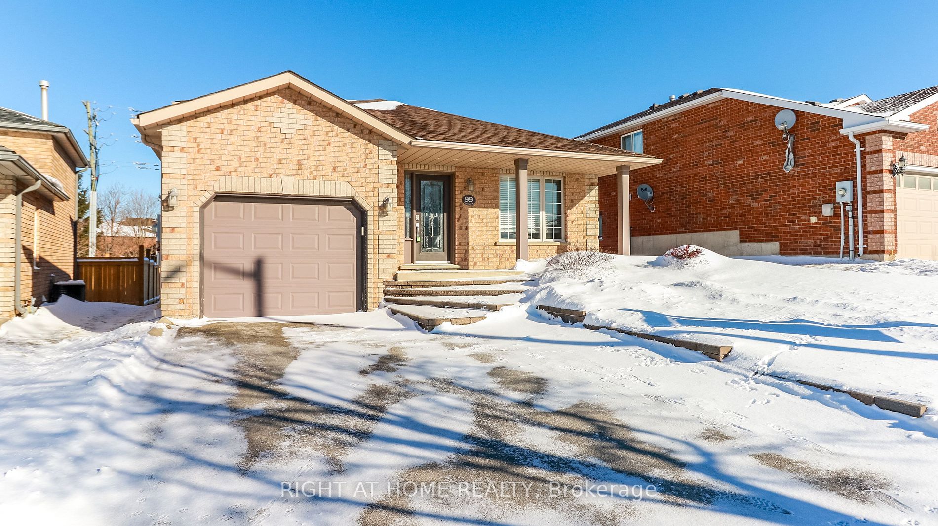 99 Logan Crt