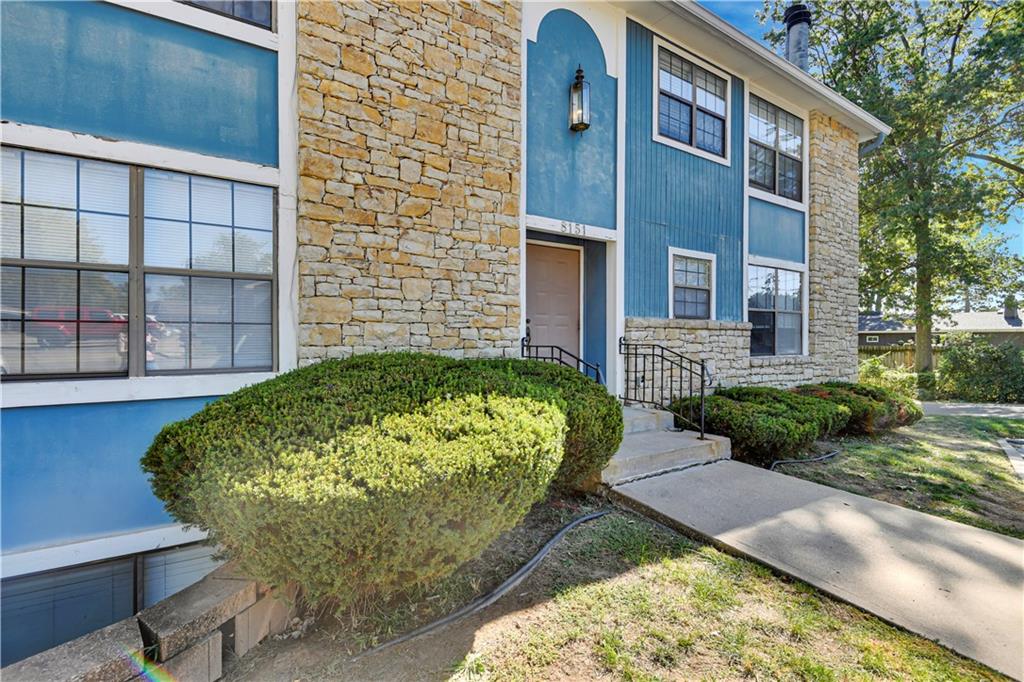 8151 Holmes Road 101