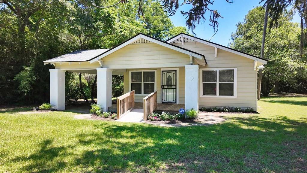 Charming and move-in ready, this home is a great opportunity for first-time buyers, downsizers, or investors. Featuring durable aluminum siding, this property offers low-maintenance exterior appeal along with recent updates including a roof installed in 2021, brand-new carpet, fresh interior paint, and a new stainless steel stove and dishwasher. The functional floor plan provides comfortable living spaces with plenty of natural light throughout. Situated on a spacious lot, there is ample room to enjoy outdoor activities, gardening, or future improvements. Conveniently located just minutes from downtown Moultrie, schools, shopping, dining, and everyday amenities. Well-maintained and ready for its next owner—schedule your showing today!
