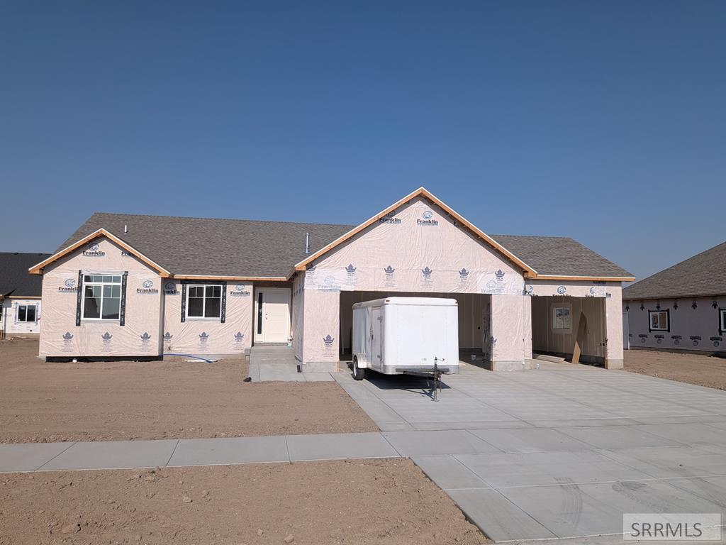 535 Meadowbrook