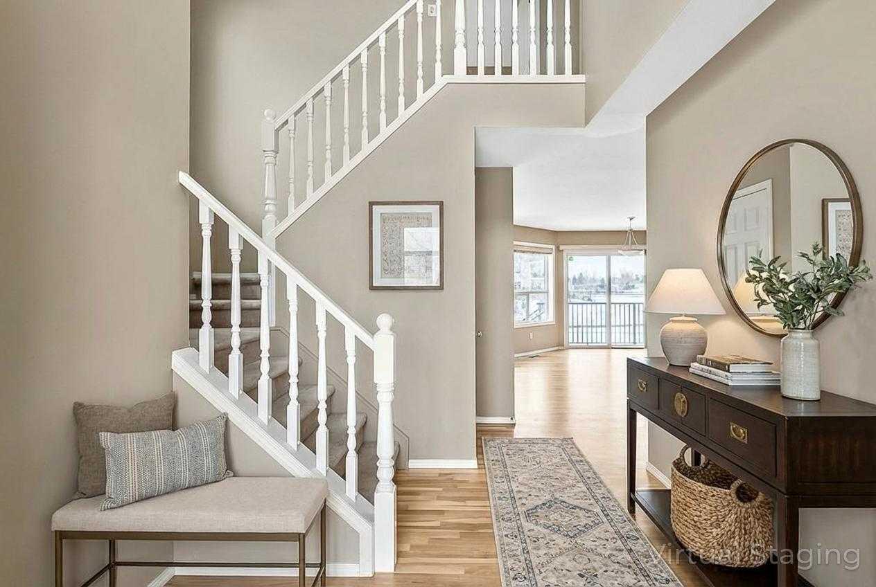 336 Willowbrook Close NW