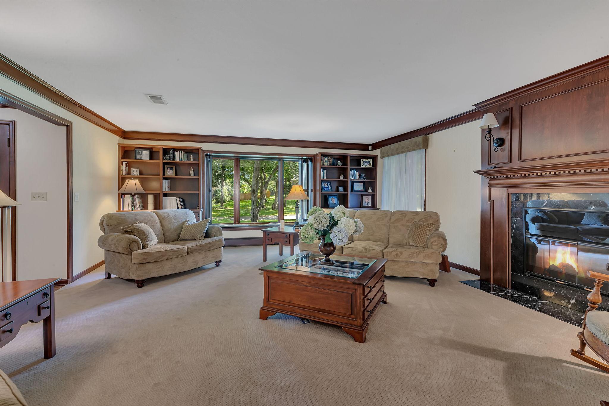 2021 Hillcrest Drive