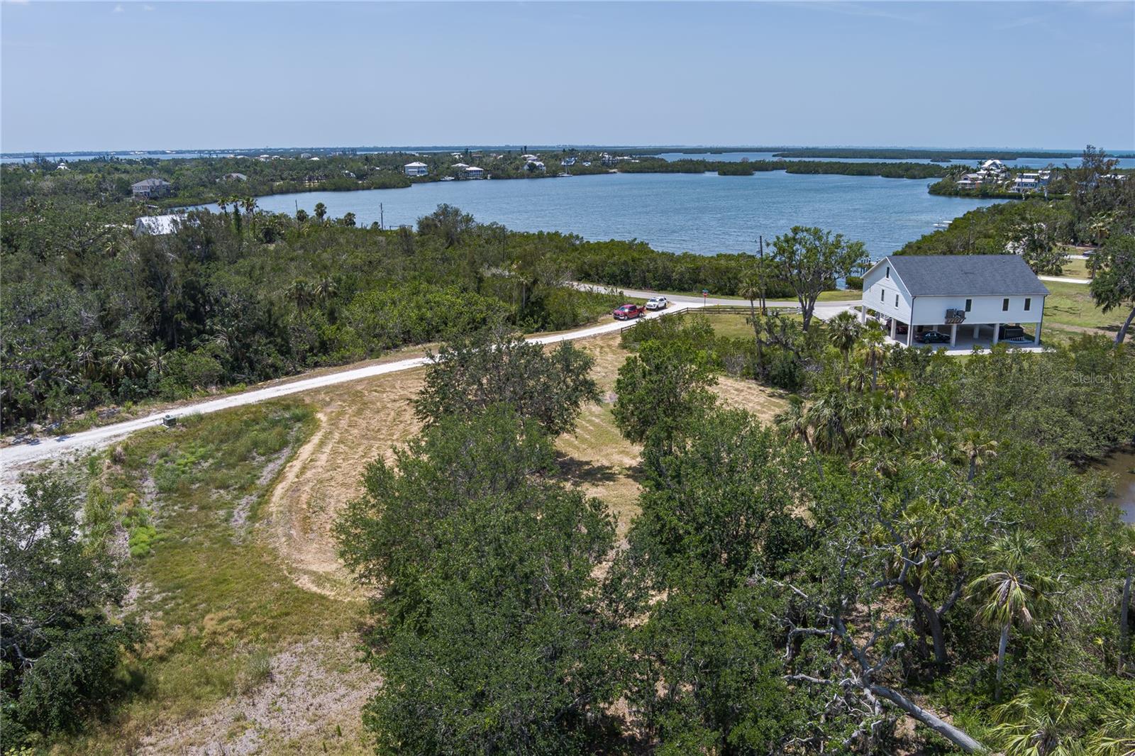 818 Bayou Point Court