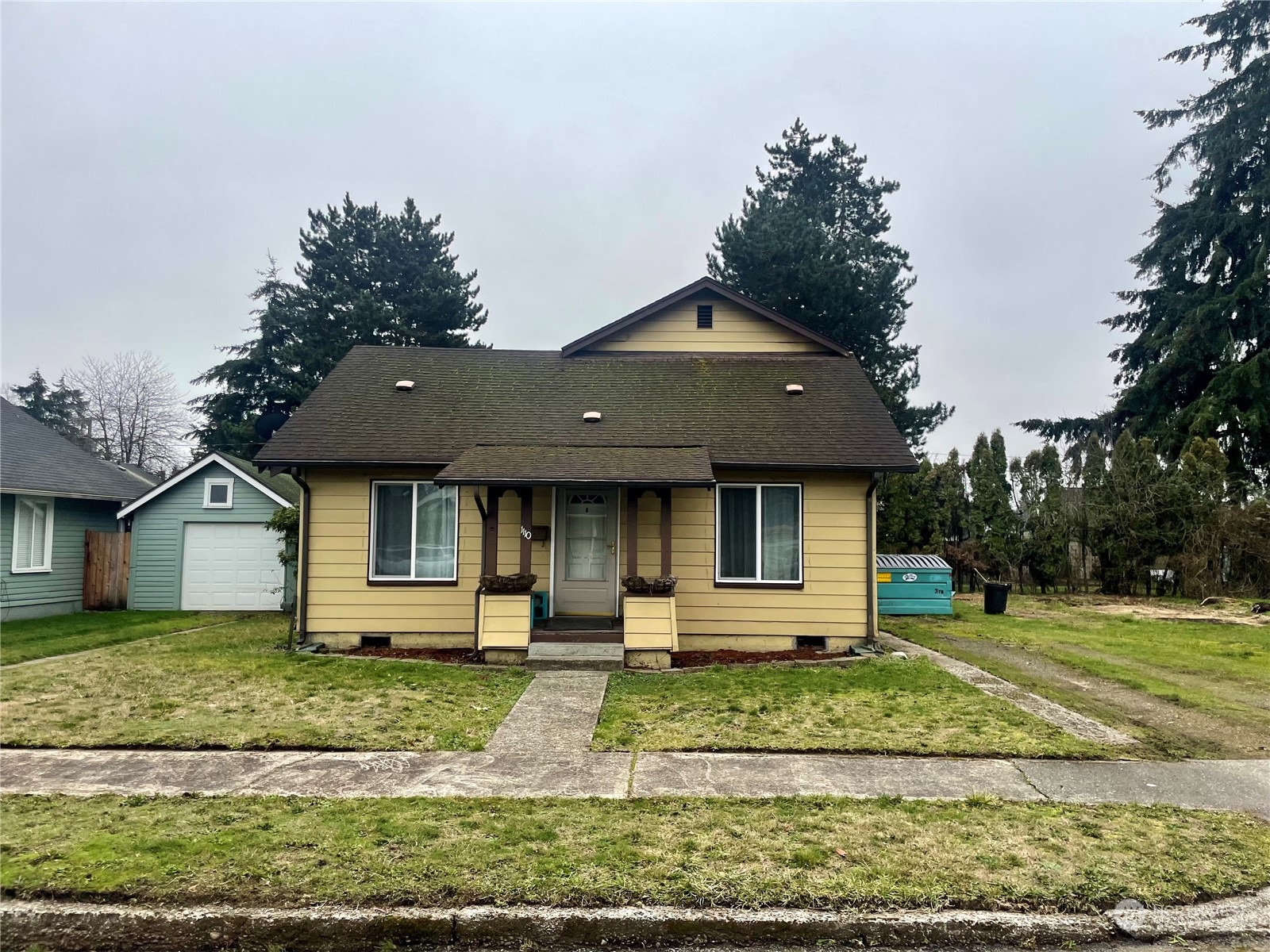 1110 W Walnut Street
