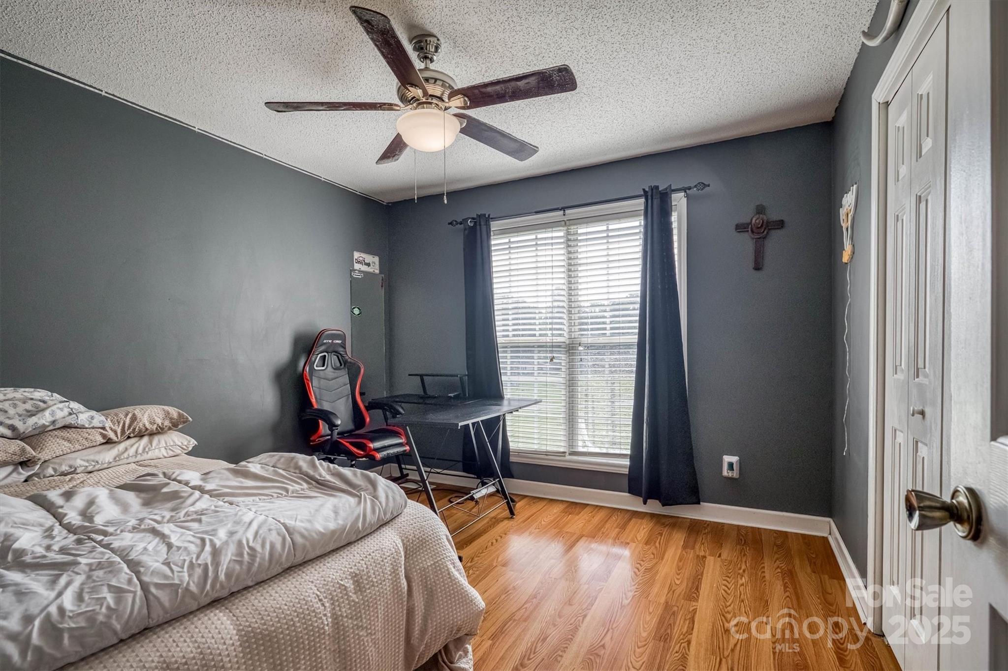 905 Severt Circle