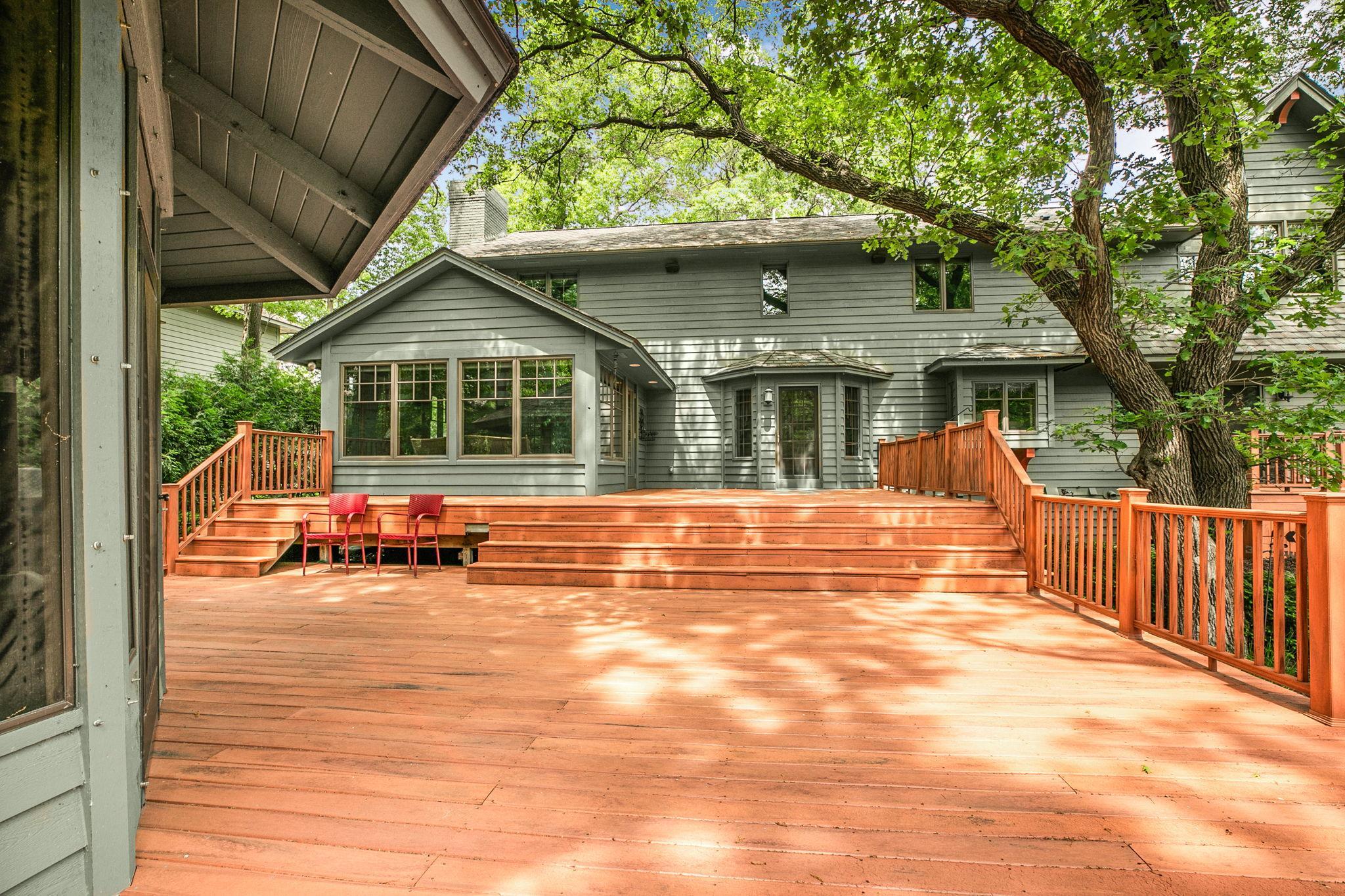 506 10th Street N