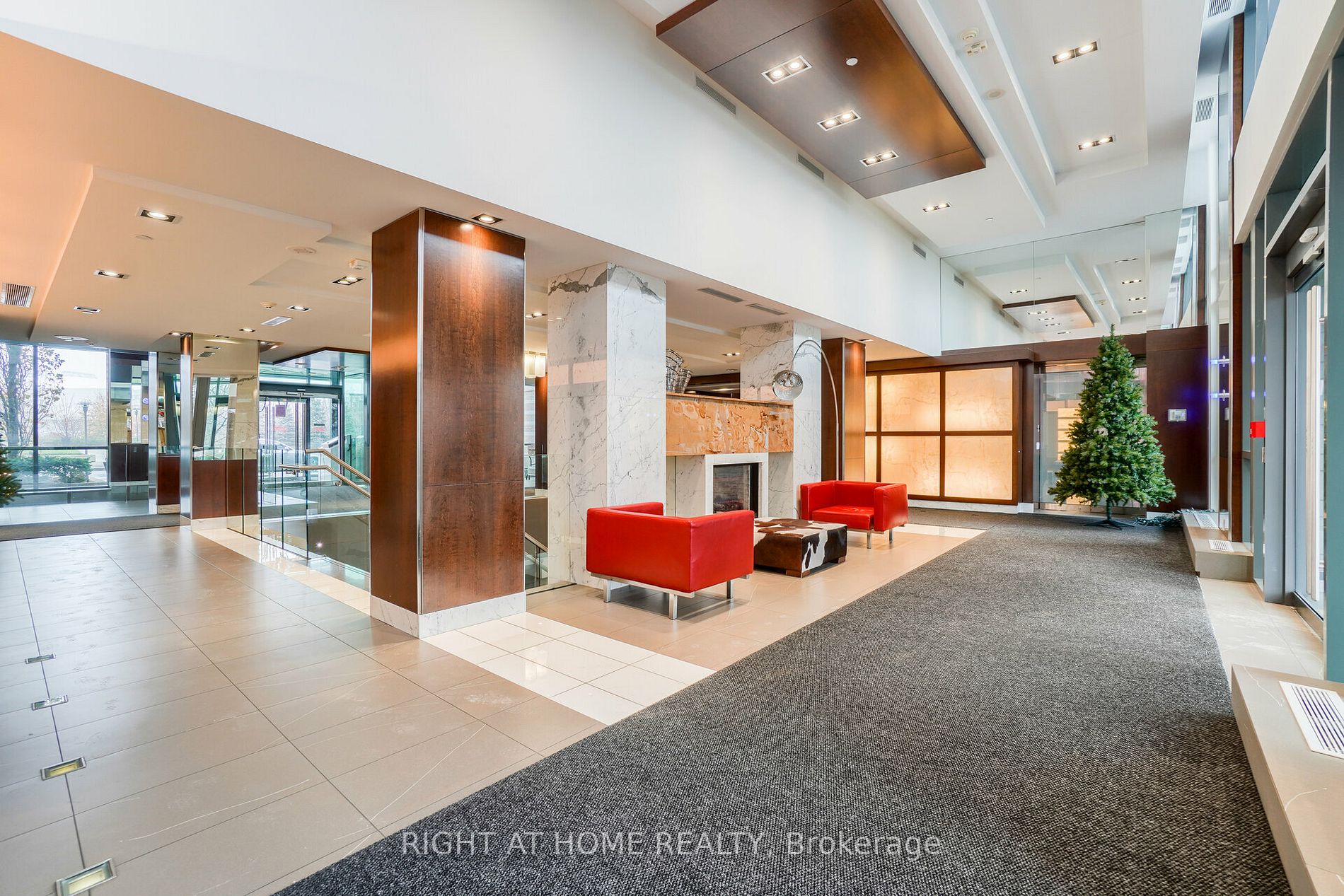 225 Sherway Gardens Rd 1210