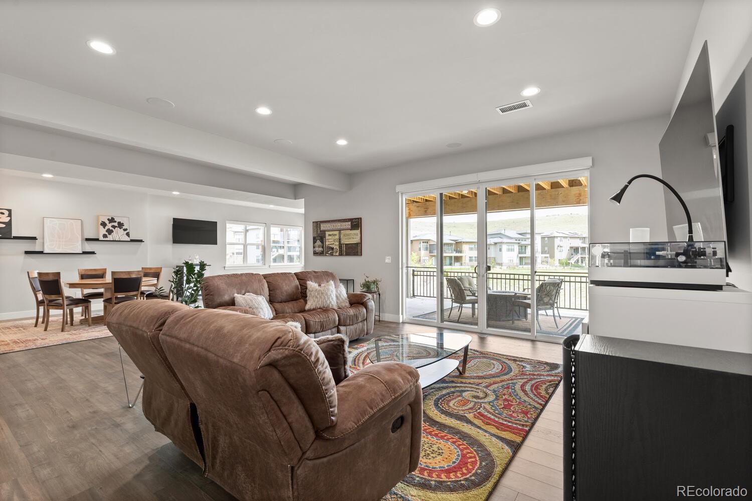 10869 Bluffside Drive