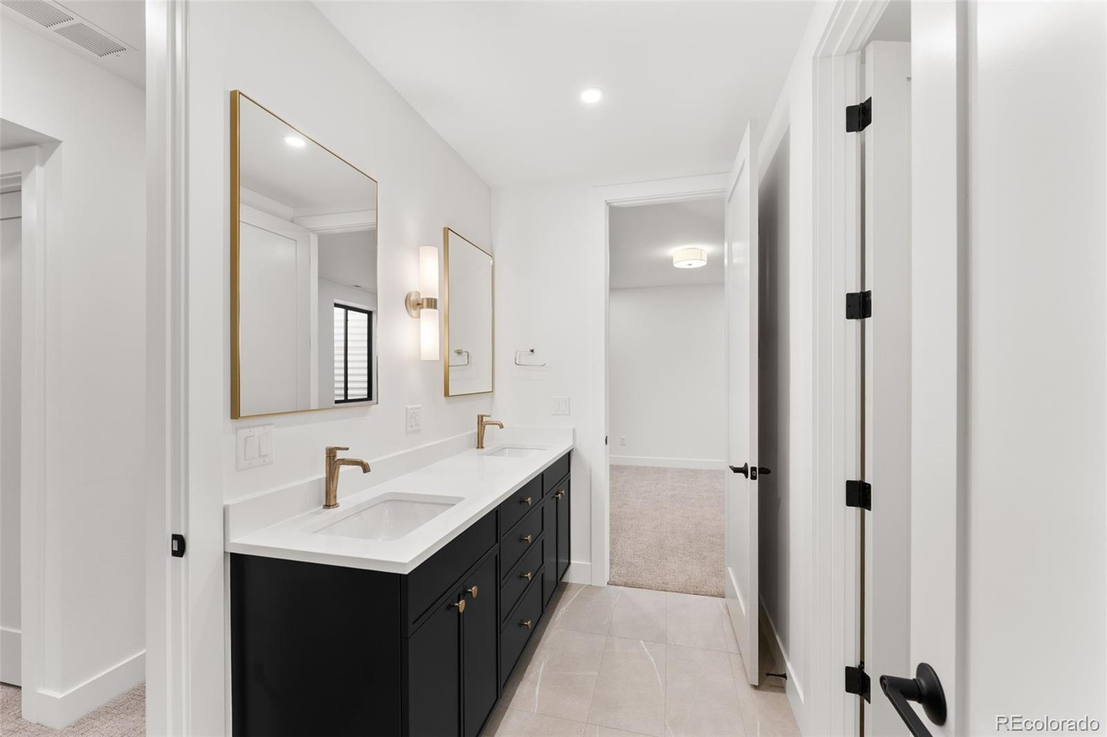 3310 S Clermont Street