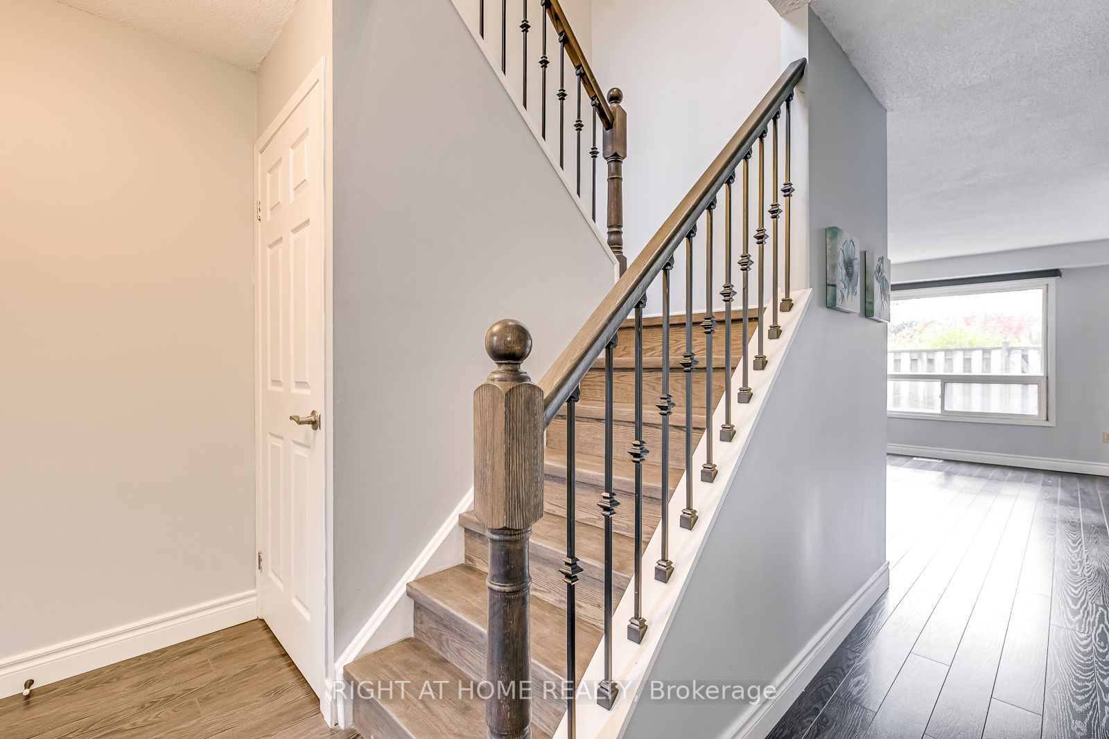 3125 W Fifth Line 76