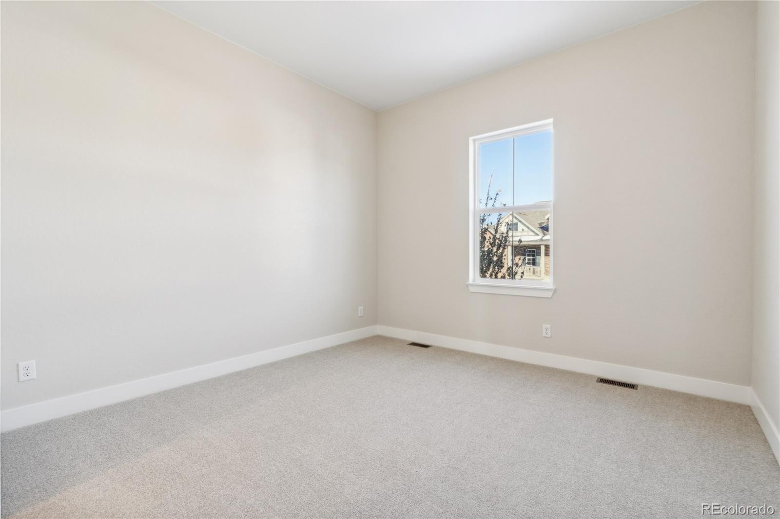 3813 Freestone Point