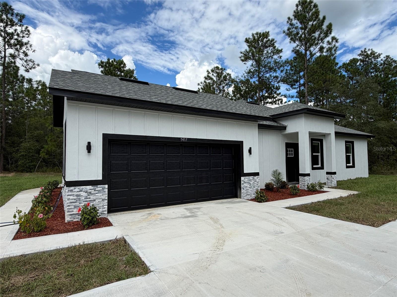 7457 SW 137th Court Road