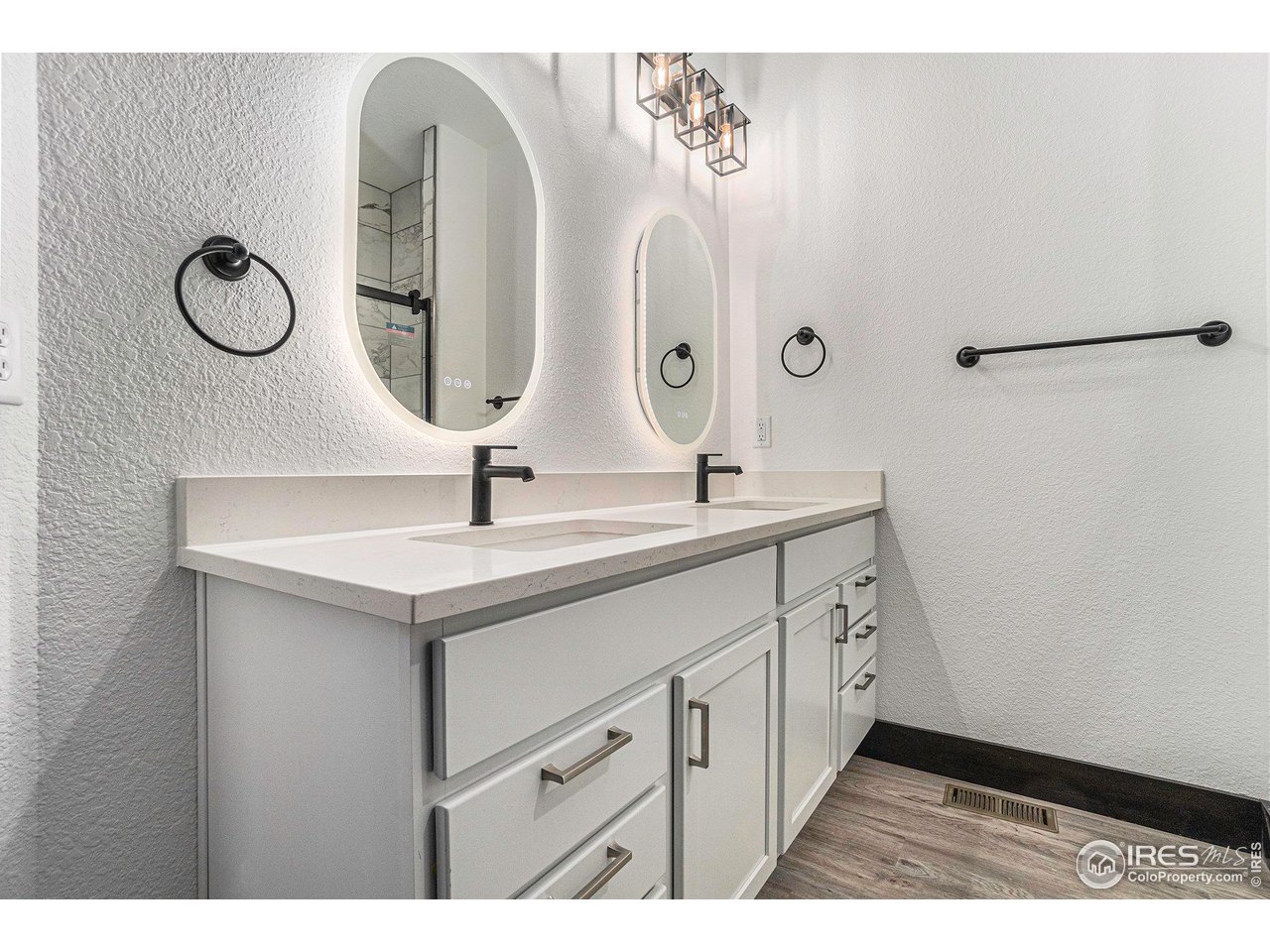 8759 Longs Peak Cir