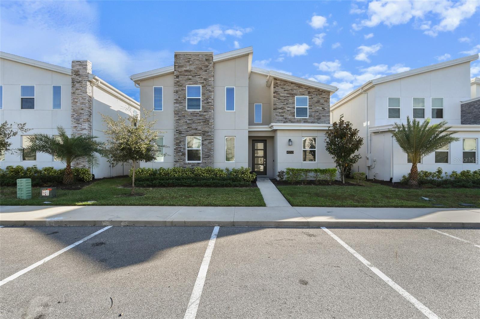 4550 Narrative Lane
