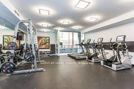 478 W King St 901