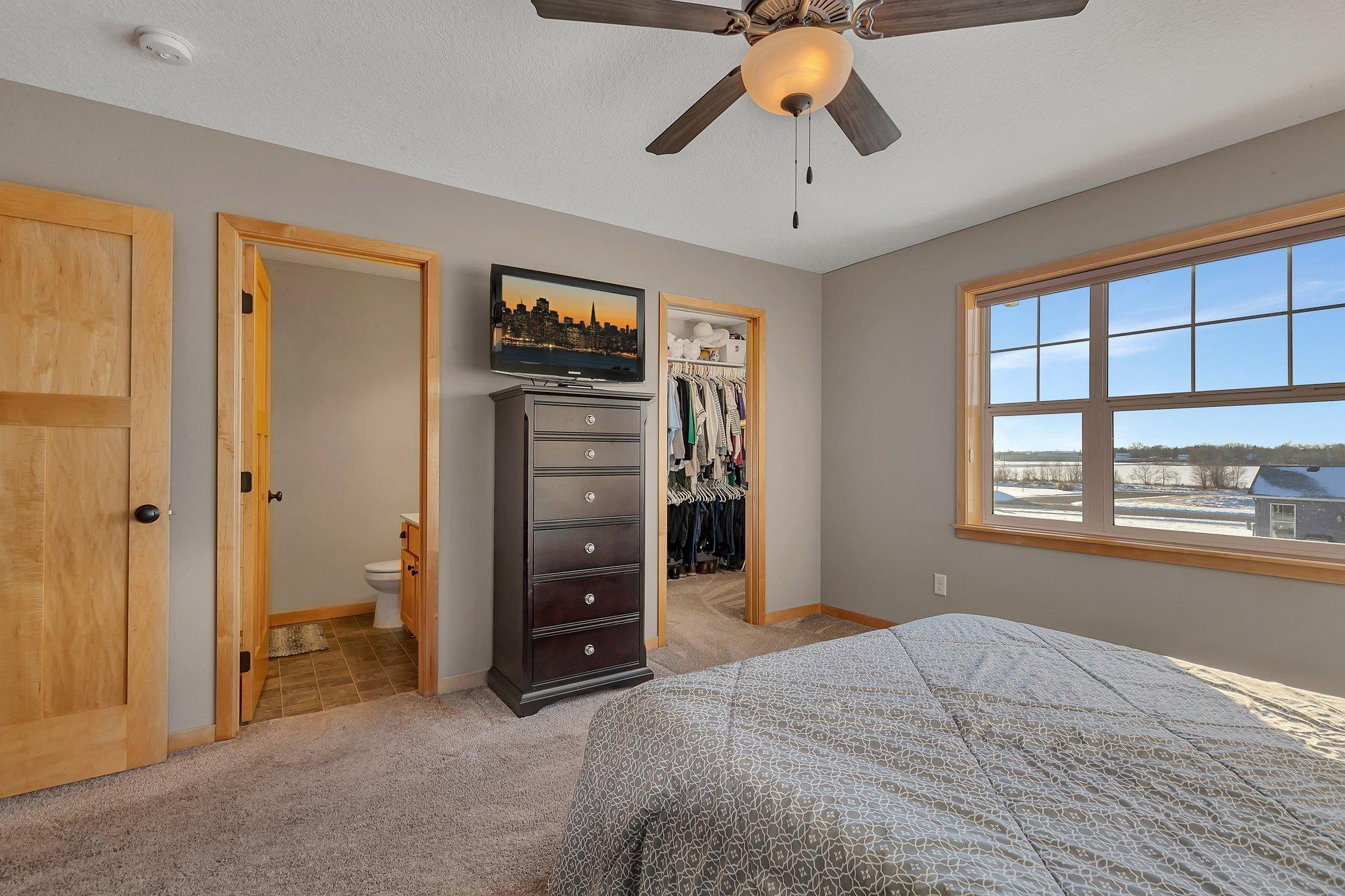 1911 Whippoorwill Way 8