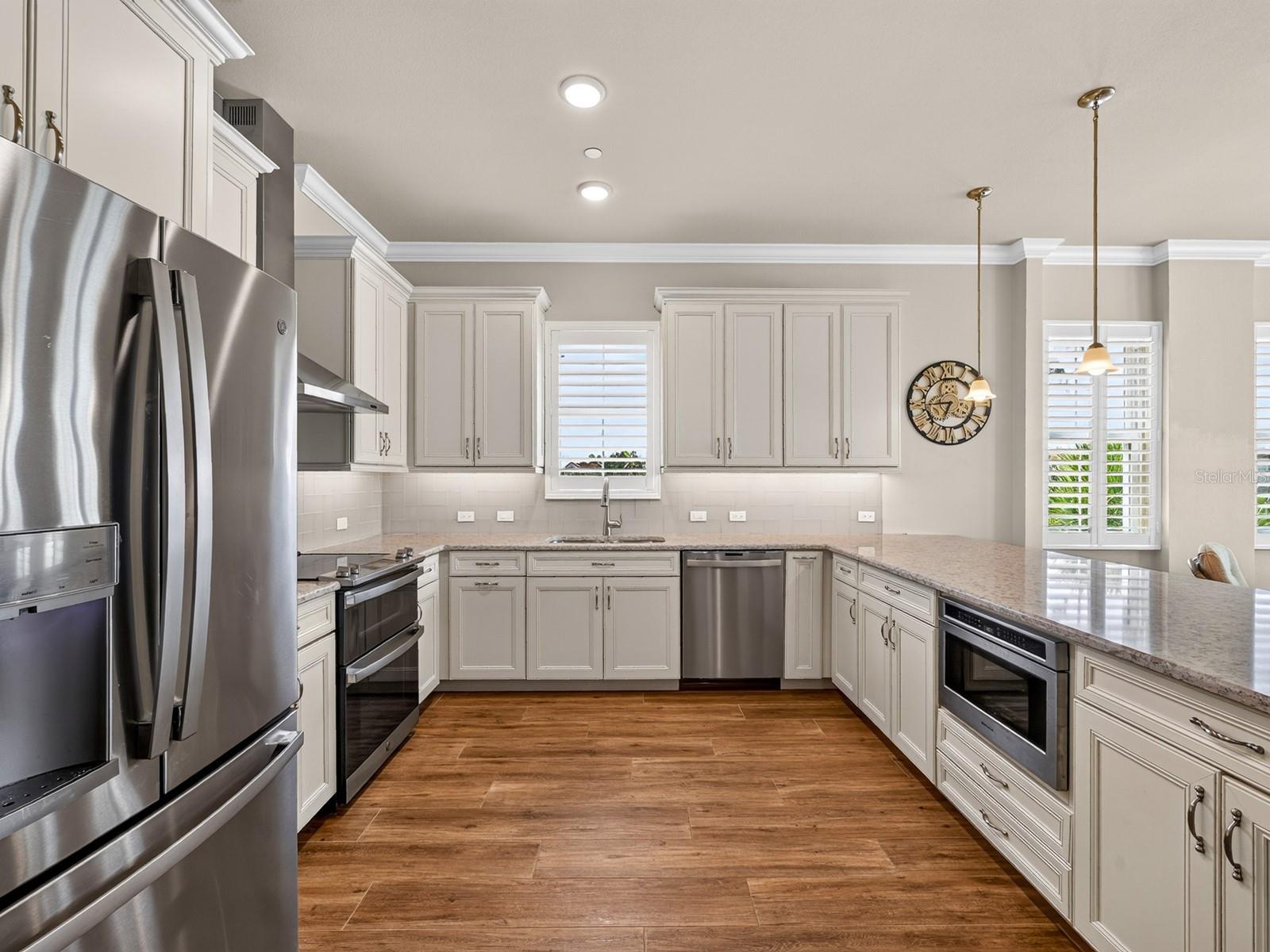 501 Tamiami Trail N 201