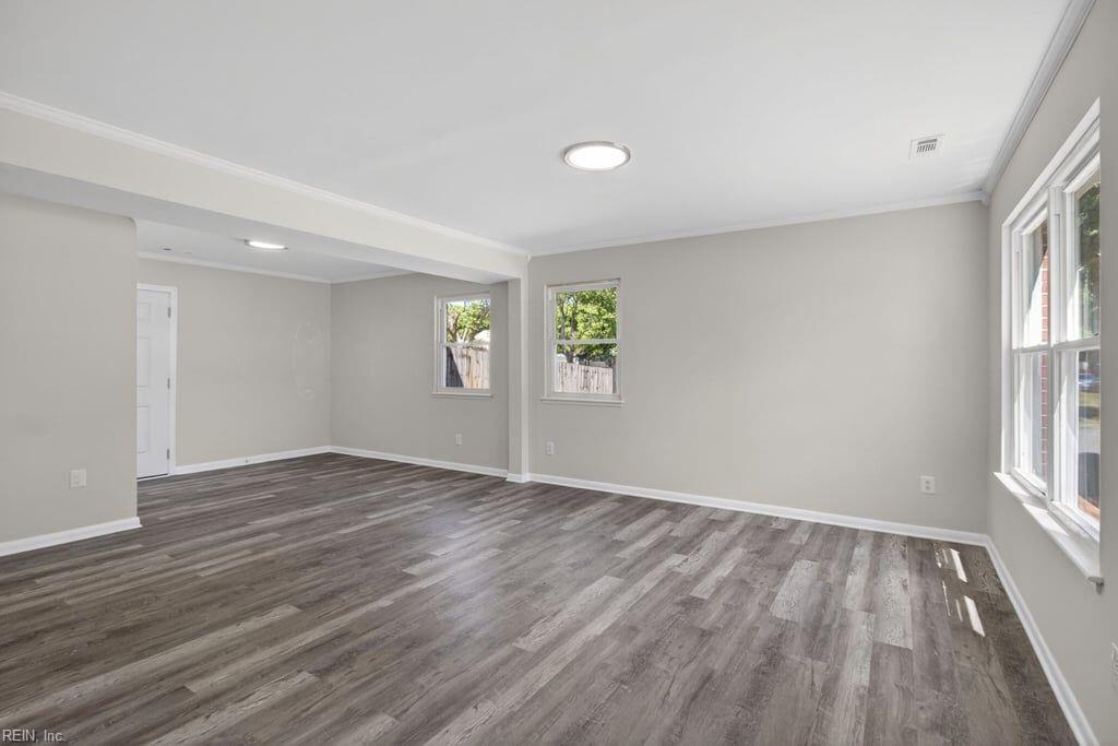 341 Malden Lane