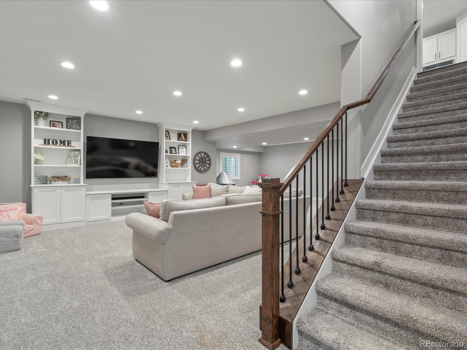 8375 Estes Park Avenue