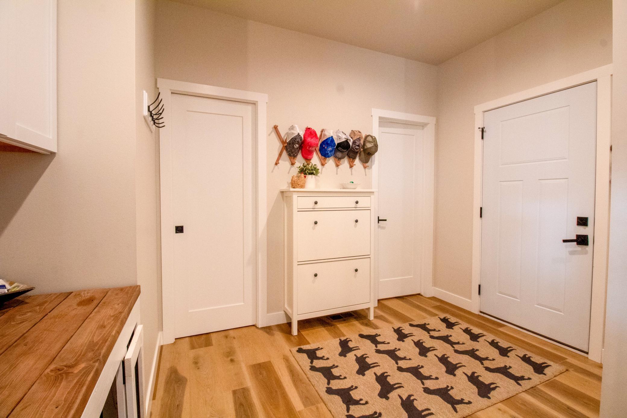 8825 Meadowlark Parkway