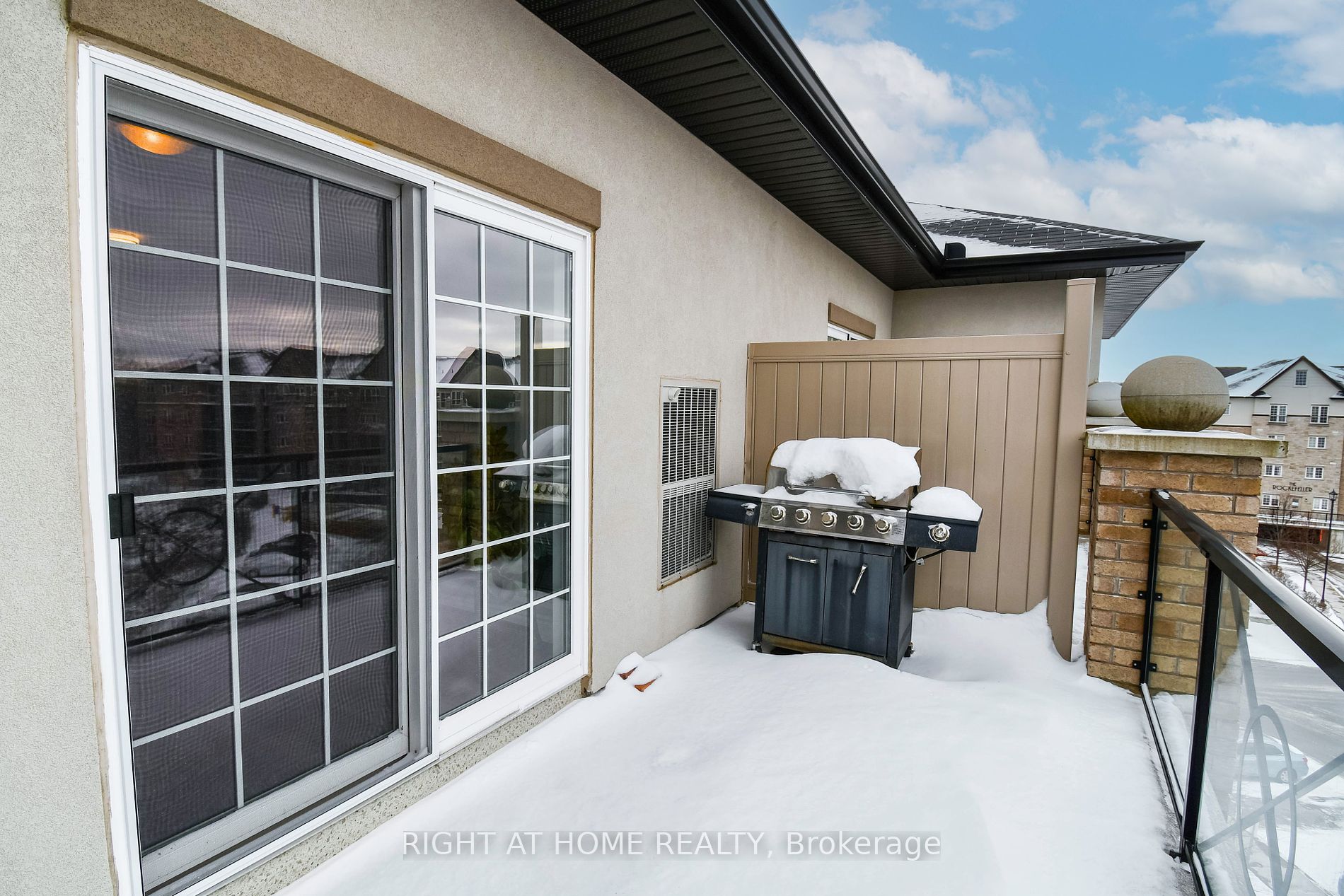 40 S Ferndale Dr 409