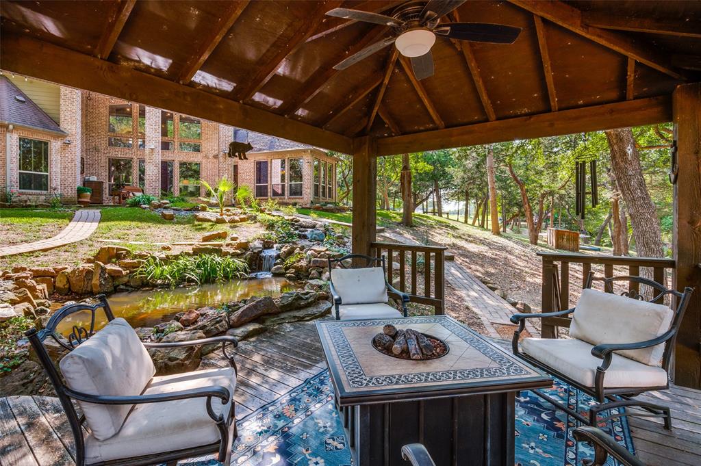 2403 Amberleaf Court