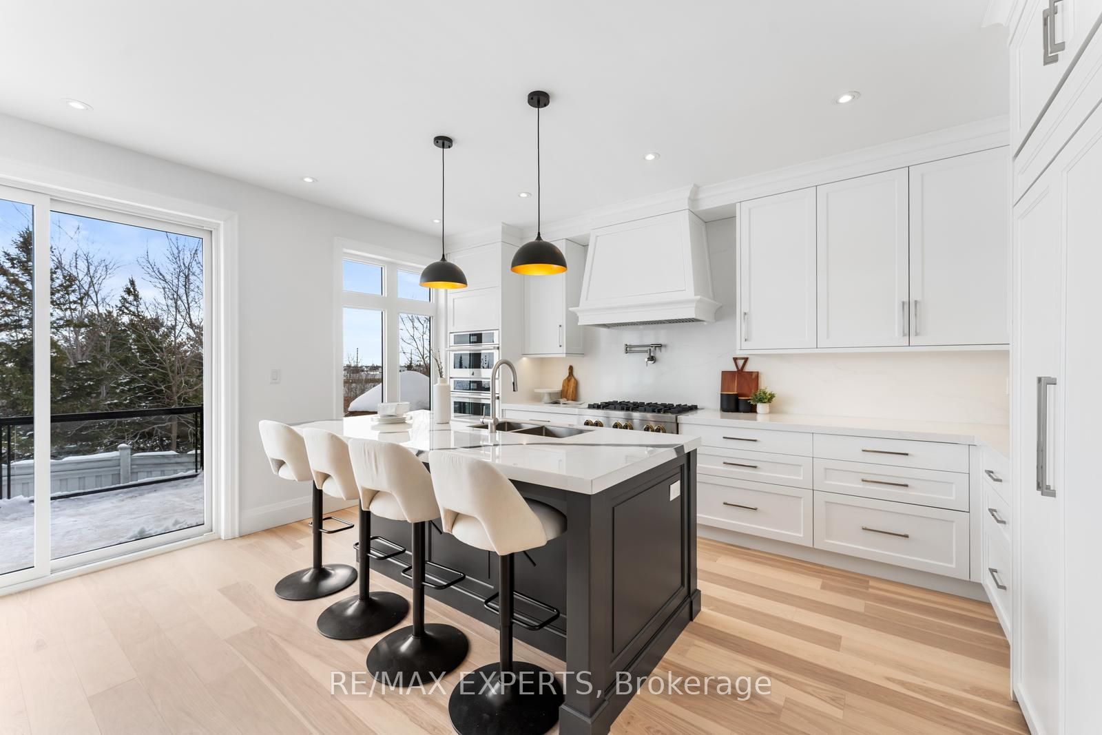 71 Hawkview Blvd