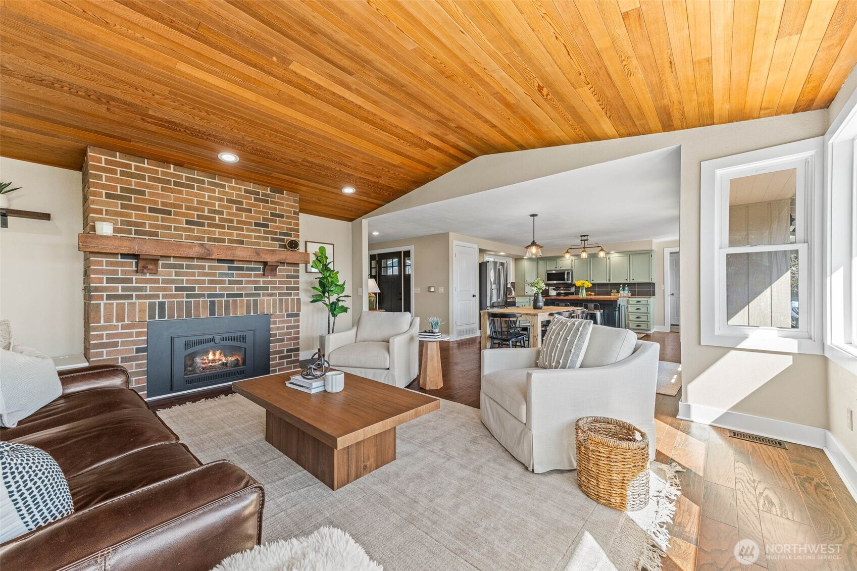 2809 Moorelands Avenue NW