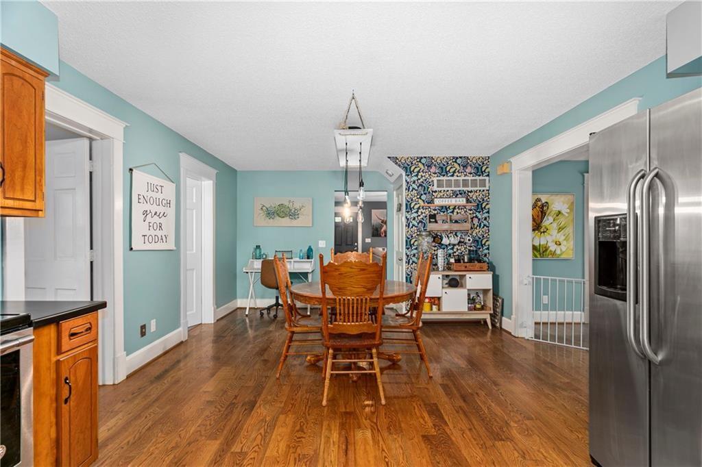 15975 Chieftain Road