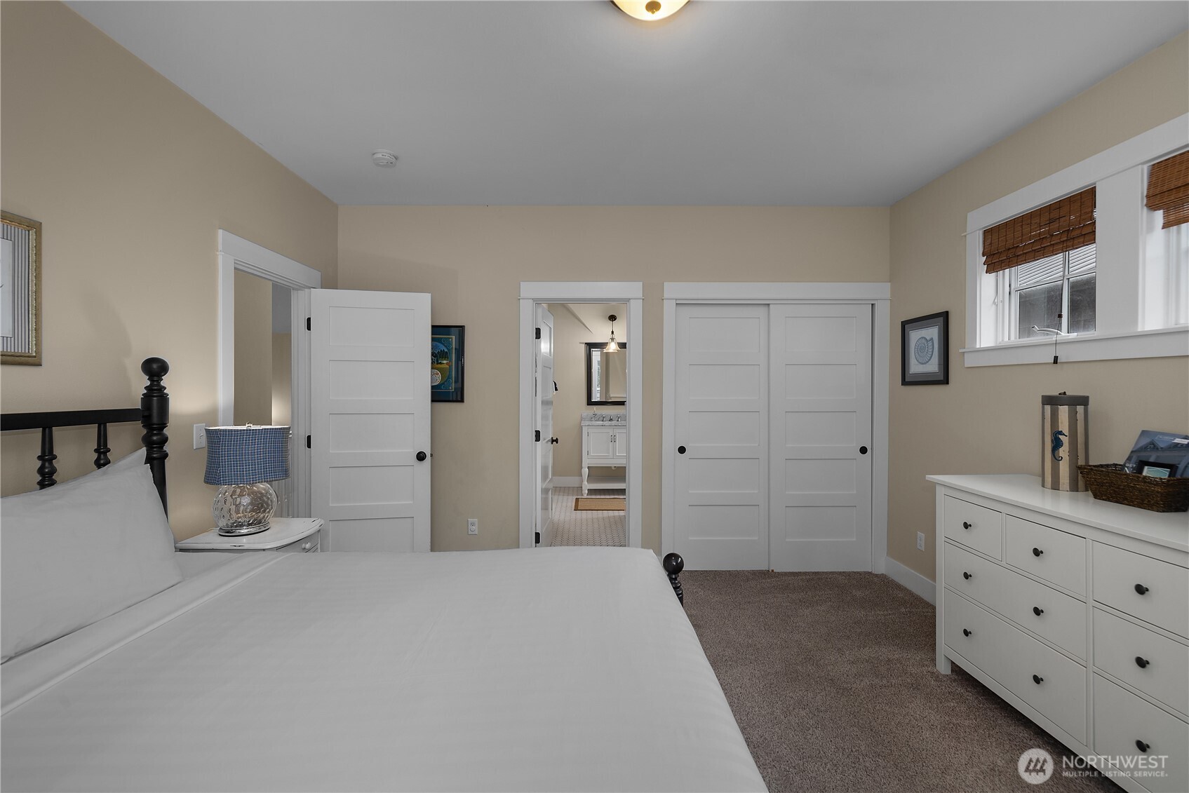 21 N Glen Lane