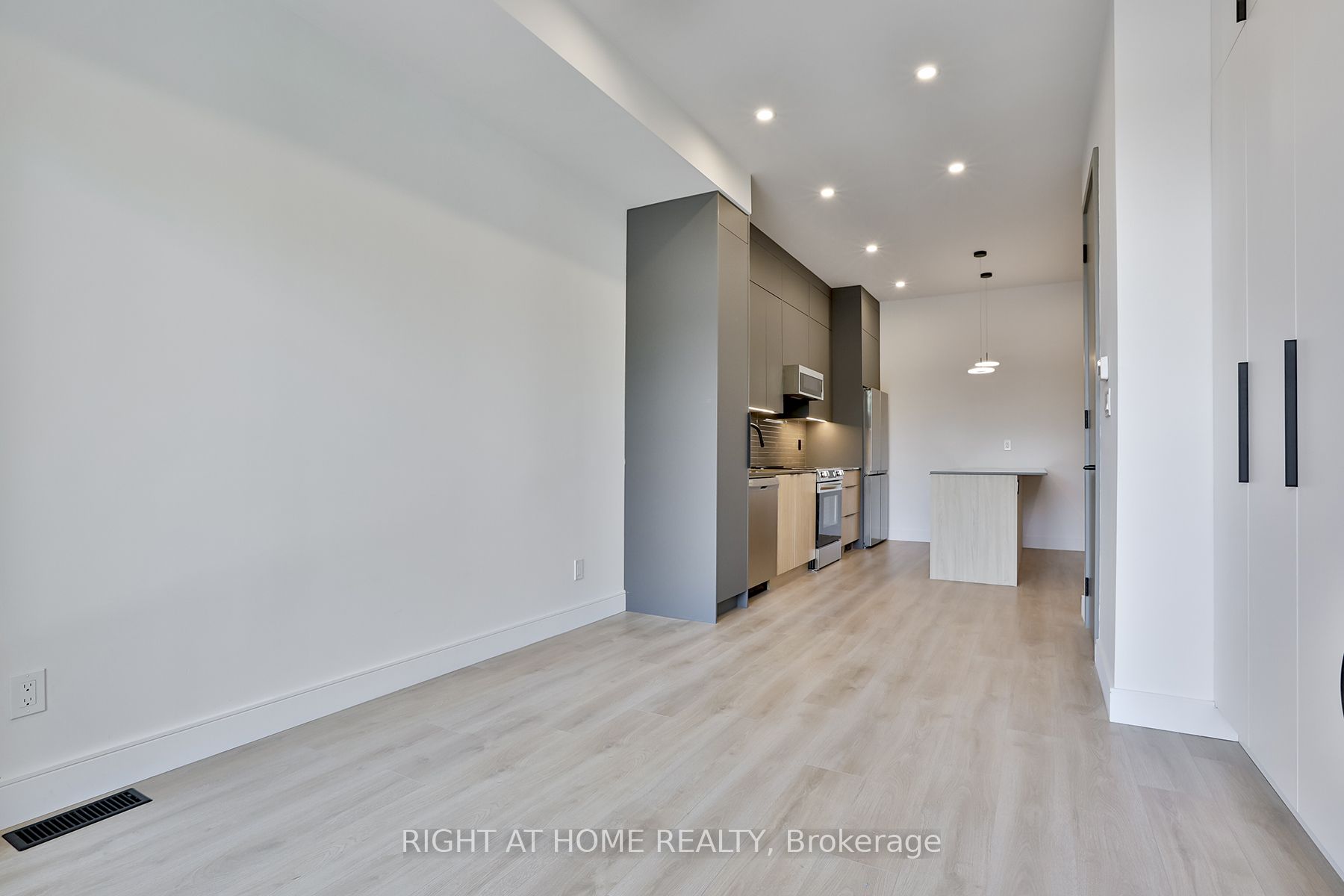 1169 Davenport Rd Unit 2