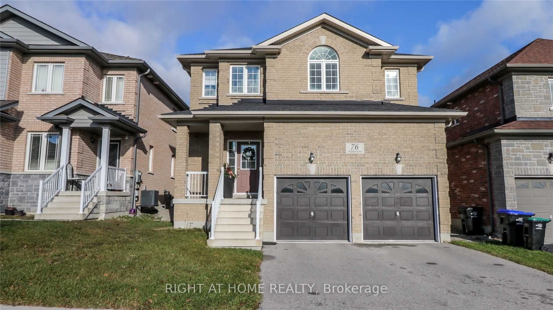 76 Hopkins Cres
