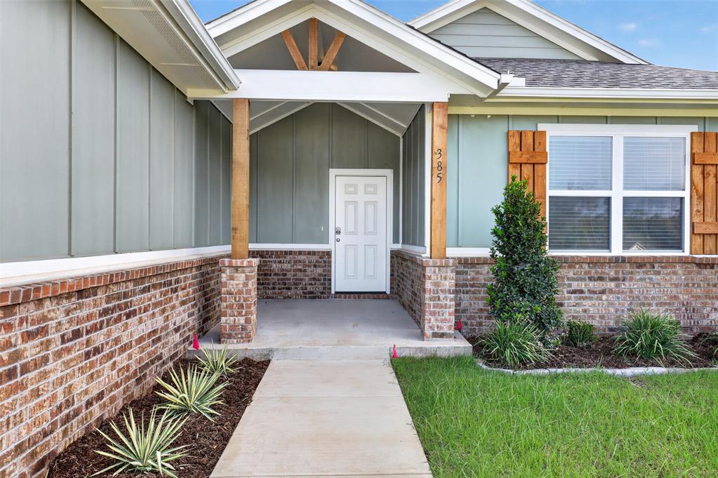 385 Cumberland Drive