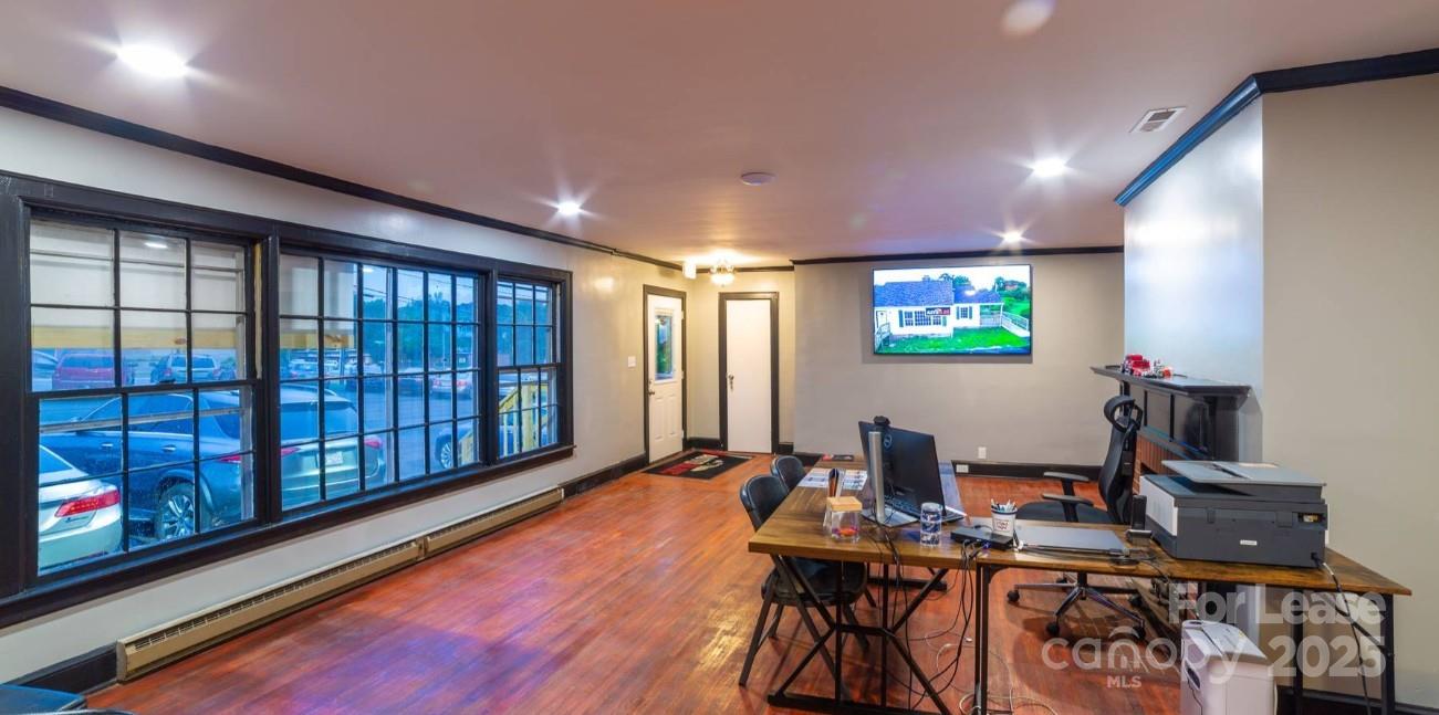 4503 Wilkinson Boulevard