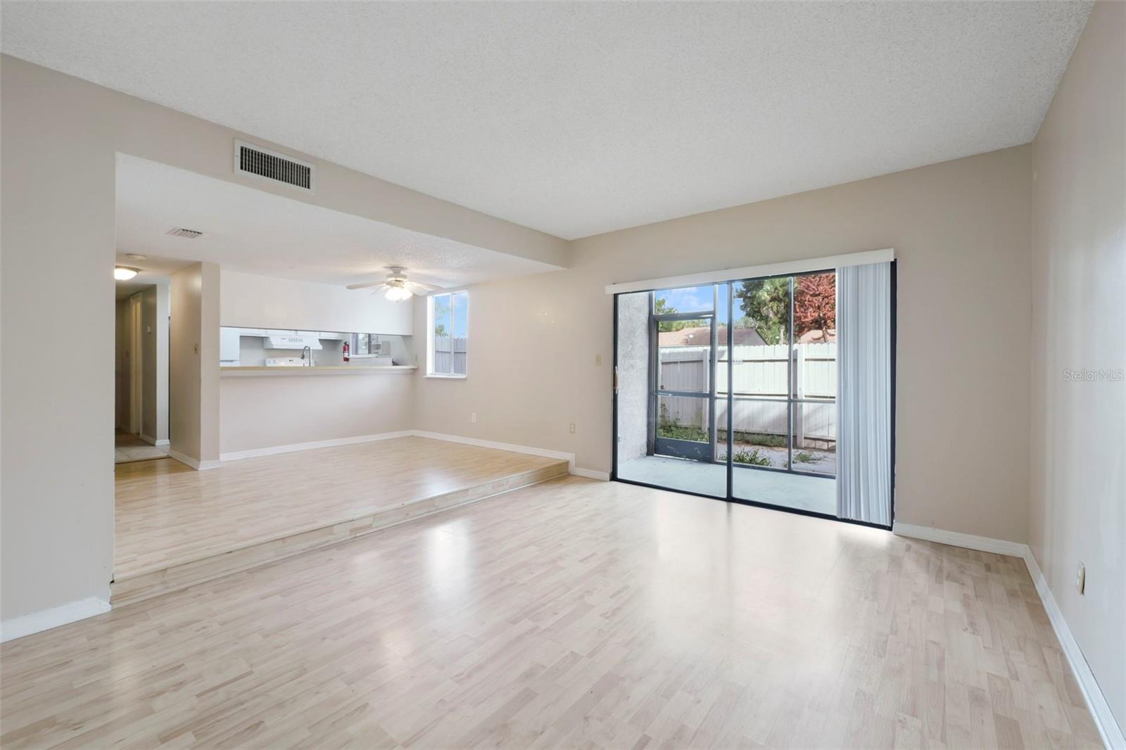 1412 Oak Place J