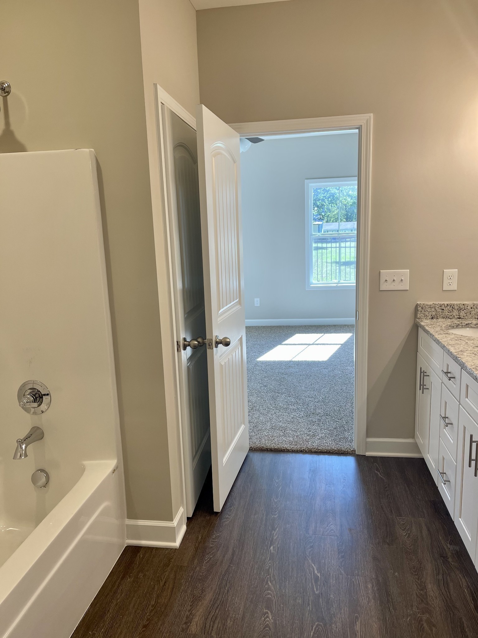 967 Horse Mountain Rd 6G