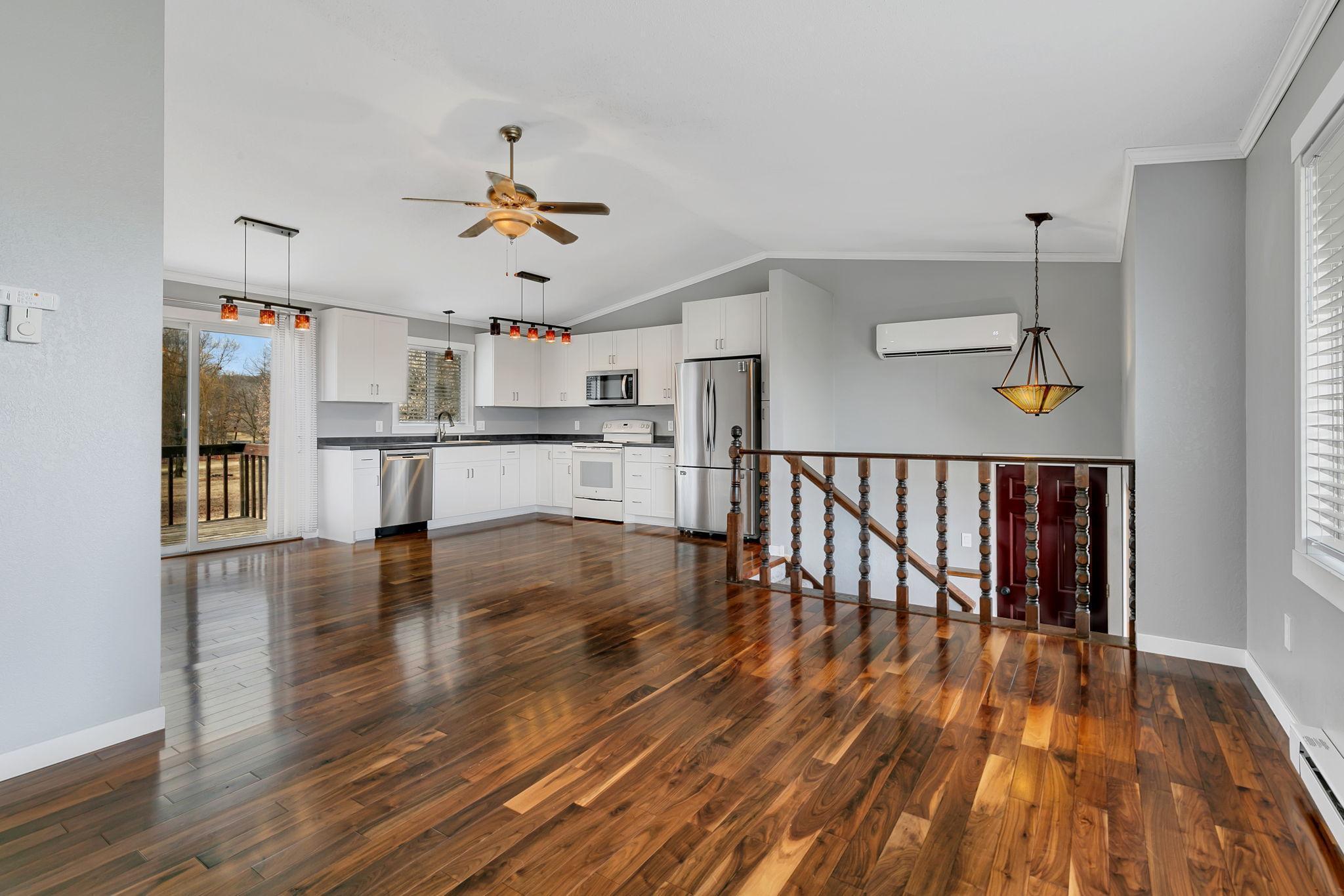 207 6th Avenue SE