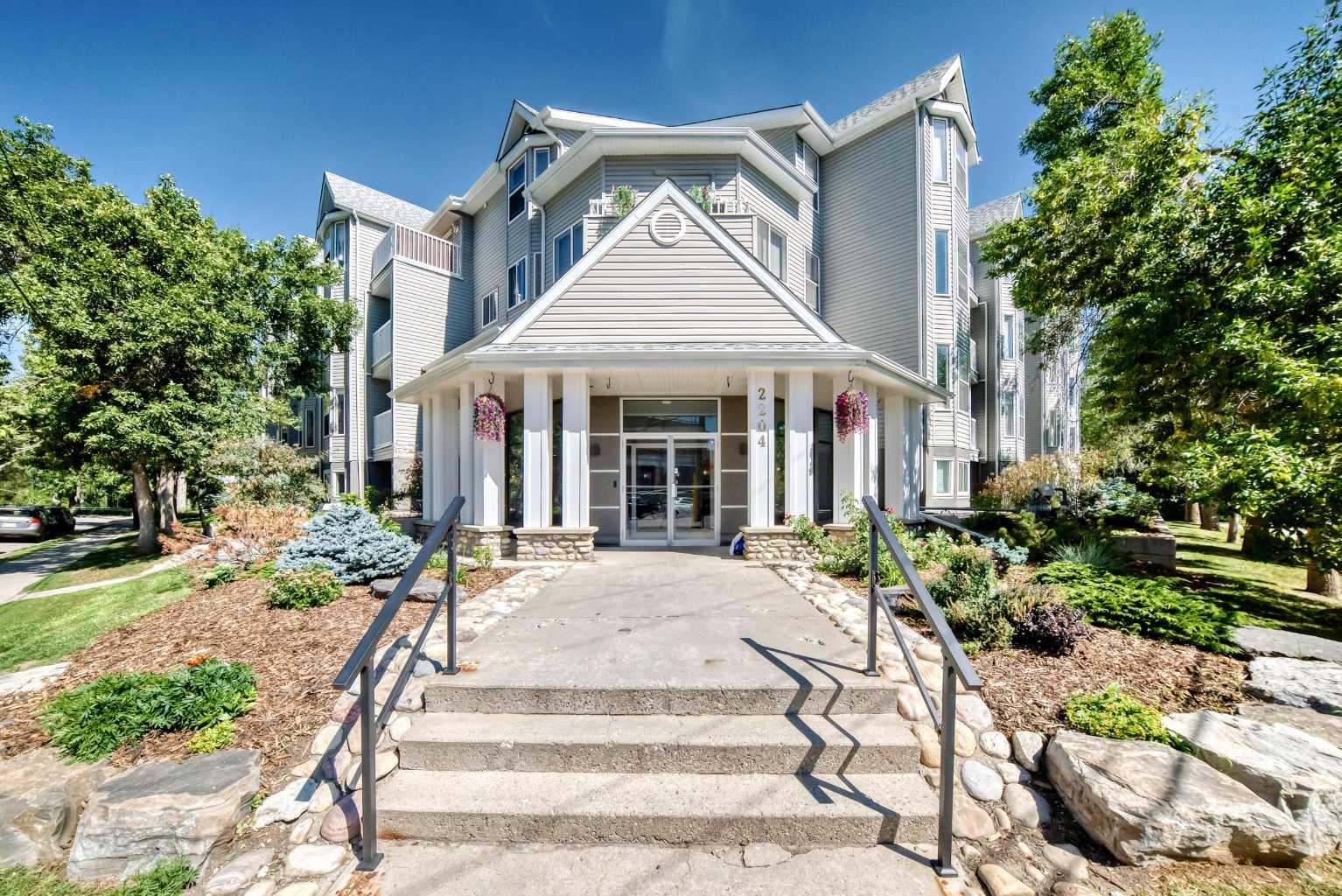 2204 1 Street SW 111, Calgary, AB 